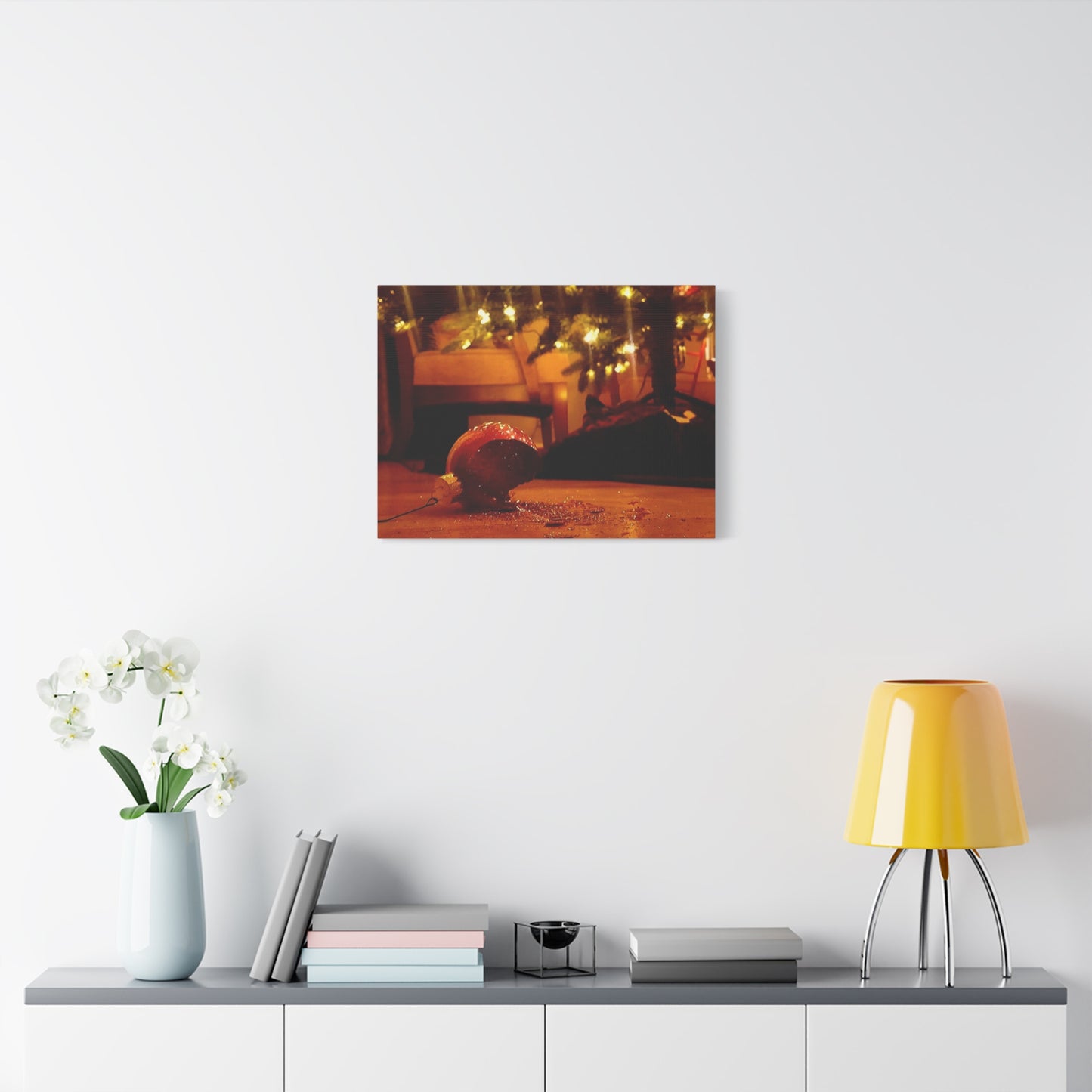 Christmas Tree Ornament Photo Canvas – Cozy Holiday Still Life Wall Art