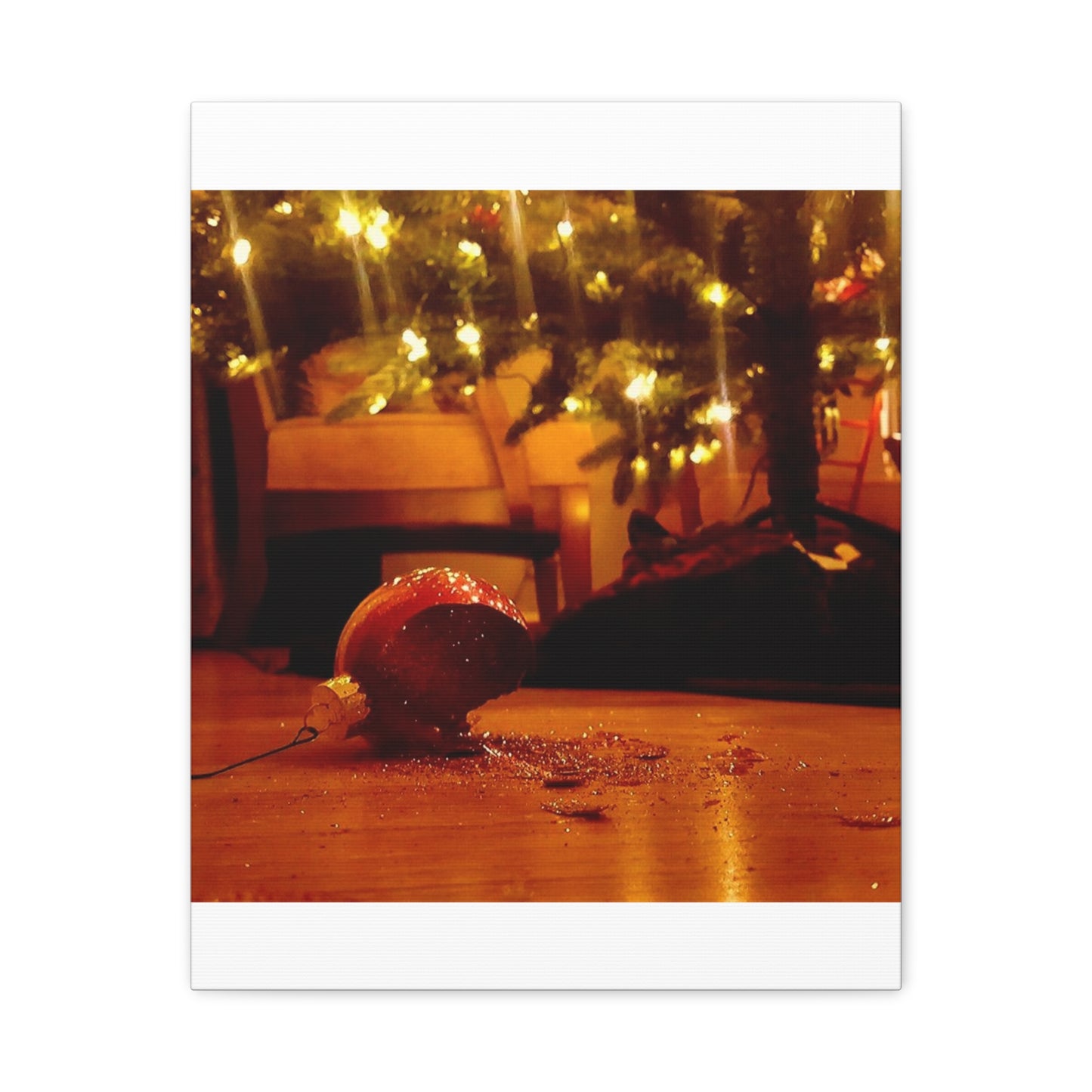 Christmas Tree Ornament Photo Canvas – Cozy Holiday Still Life Wall Art