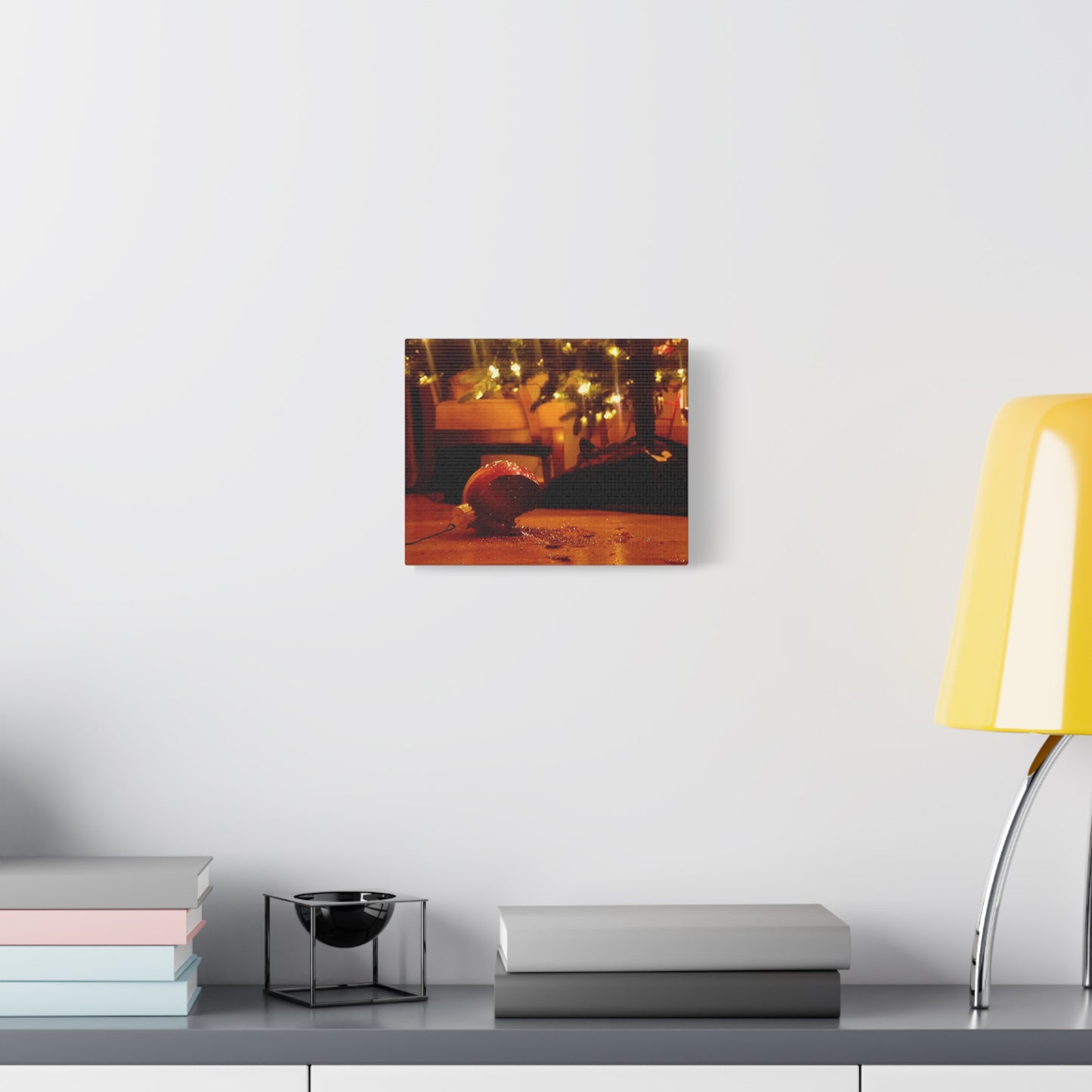 Christmas Tree Ornament Photo Canvas – Cozy Holiday Still Life Wall Art