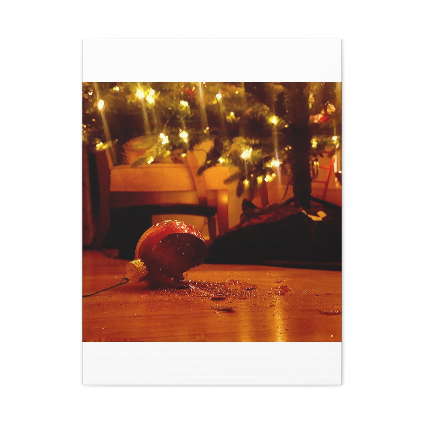 Christmas Tree Ornament Photo Canvas – Cozy Holiday Still Life Wall Art