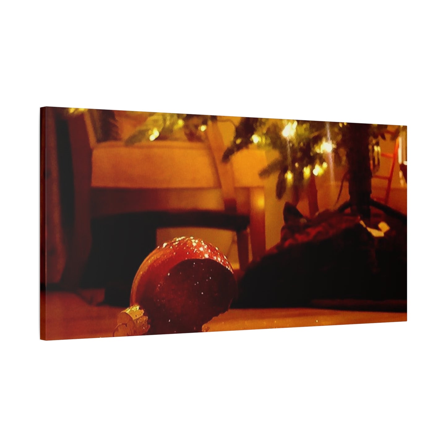 Christmas Tree Ornament Photo Canvas – Cozy Holiday Still Life Wall Art