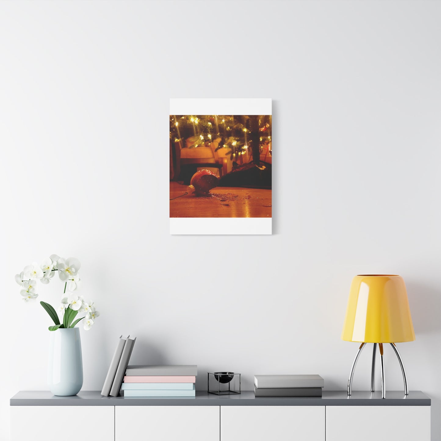 Christmas Tree Ornament Photo Canvas – Cozy Holiday Still Life Wall Art