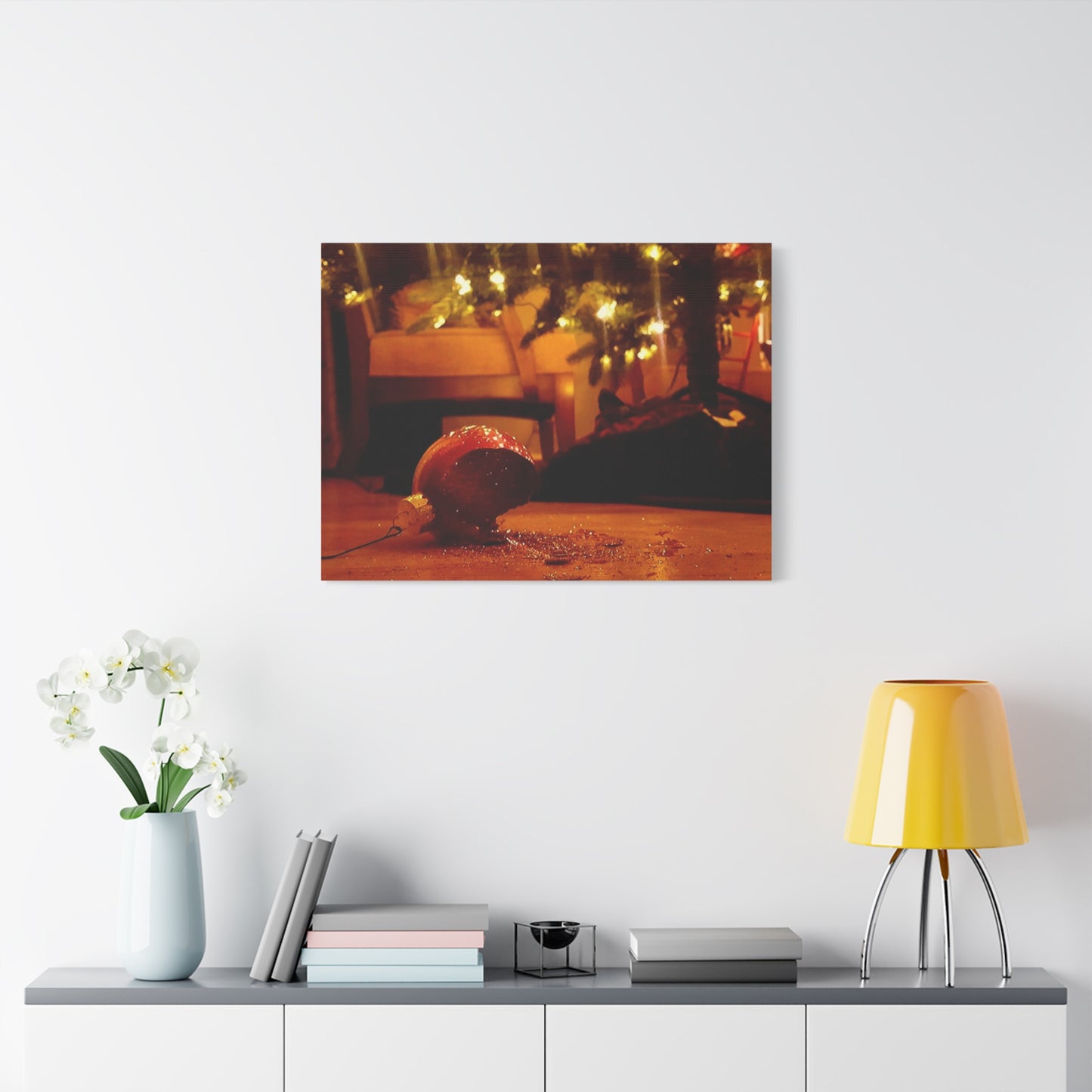 Christmas Tree Ornament Photo Canvas – Cozy Holiday Still Life Wall Art