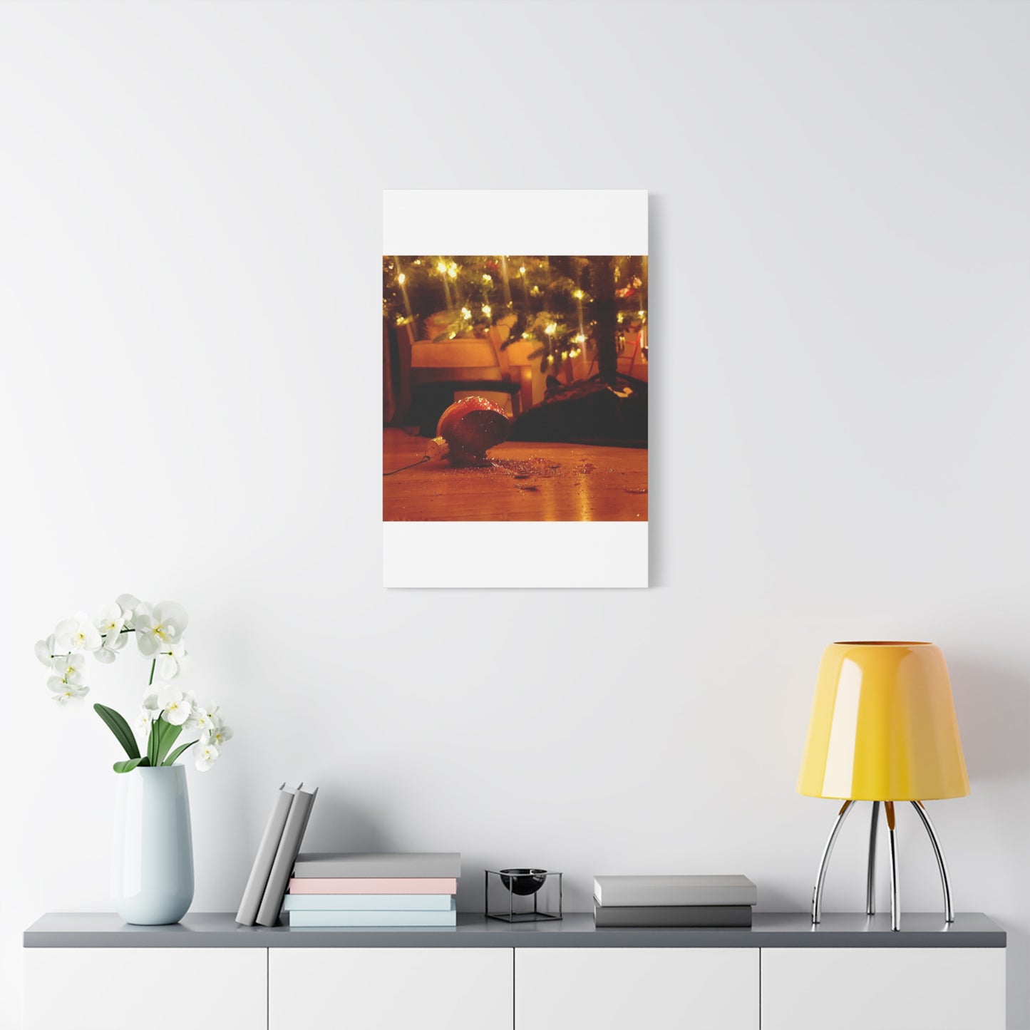 Christmas Tree Ornament Photo Canvas – Cozy Holiday Still Life Wall Art
