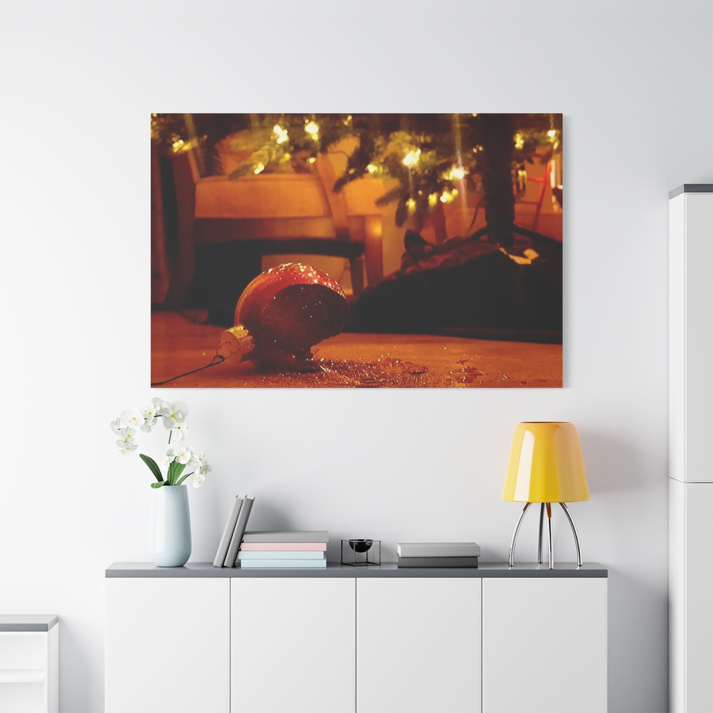 Christmas Tree Ornament Photo Canvas – Cozy Holiday Still Life Wall Art