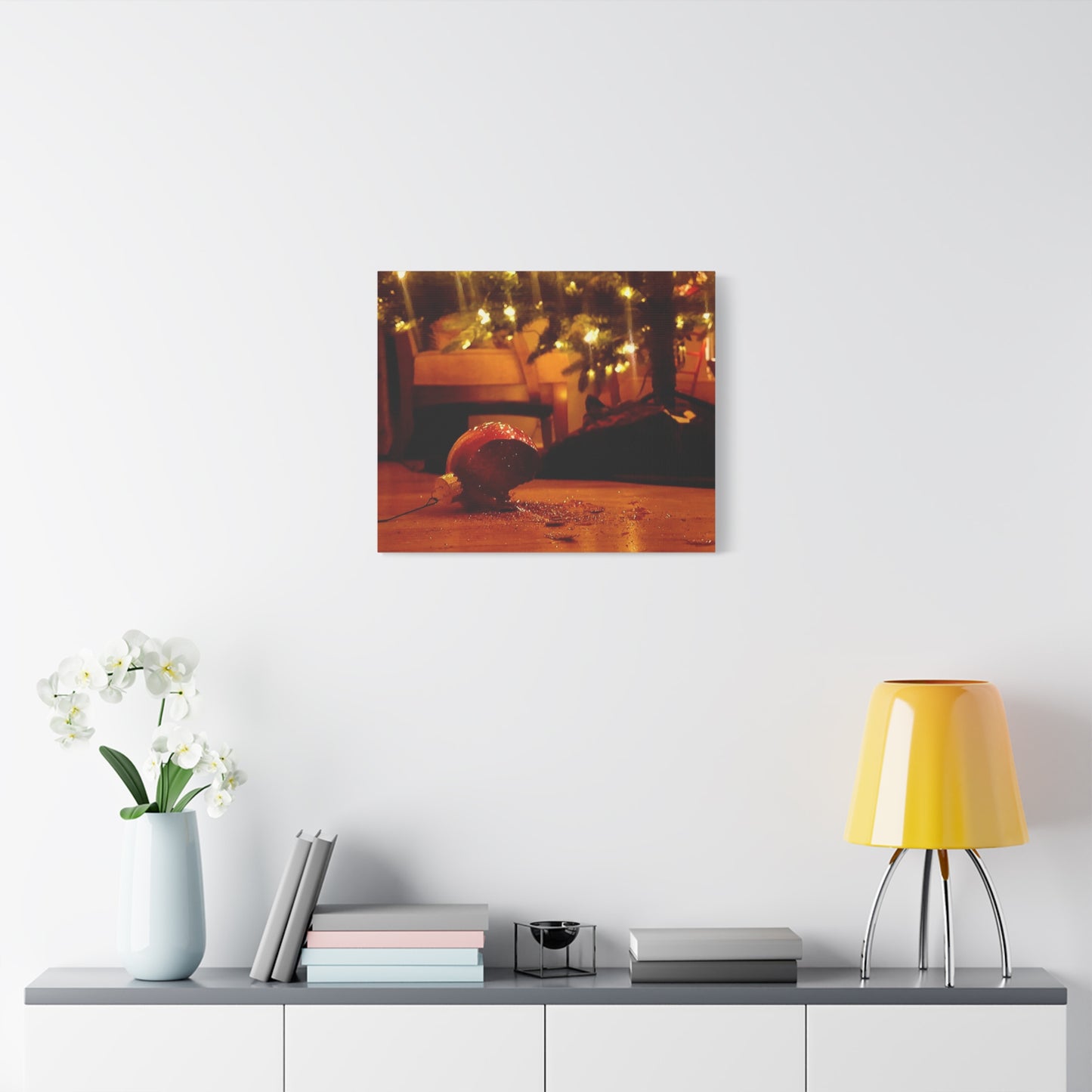 Christmas Tree Ornament Photo Canvas – Cozy Holiday Still Life Wall Art