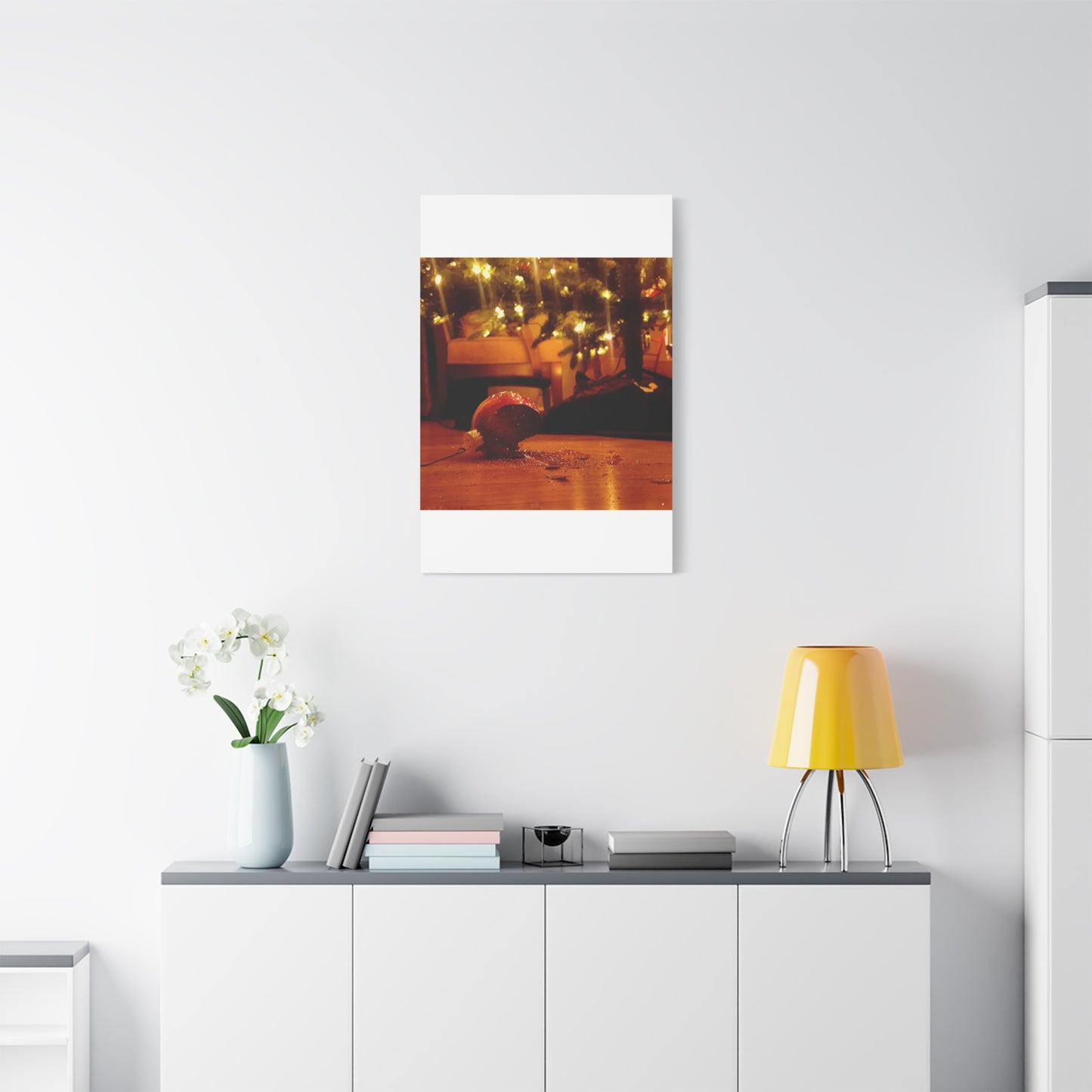 Christmas Tree Ornament Photo Canvas – Cozy Holiday Still Life Wall Art