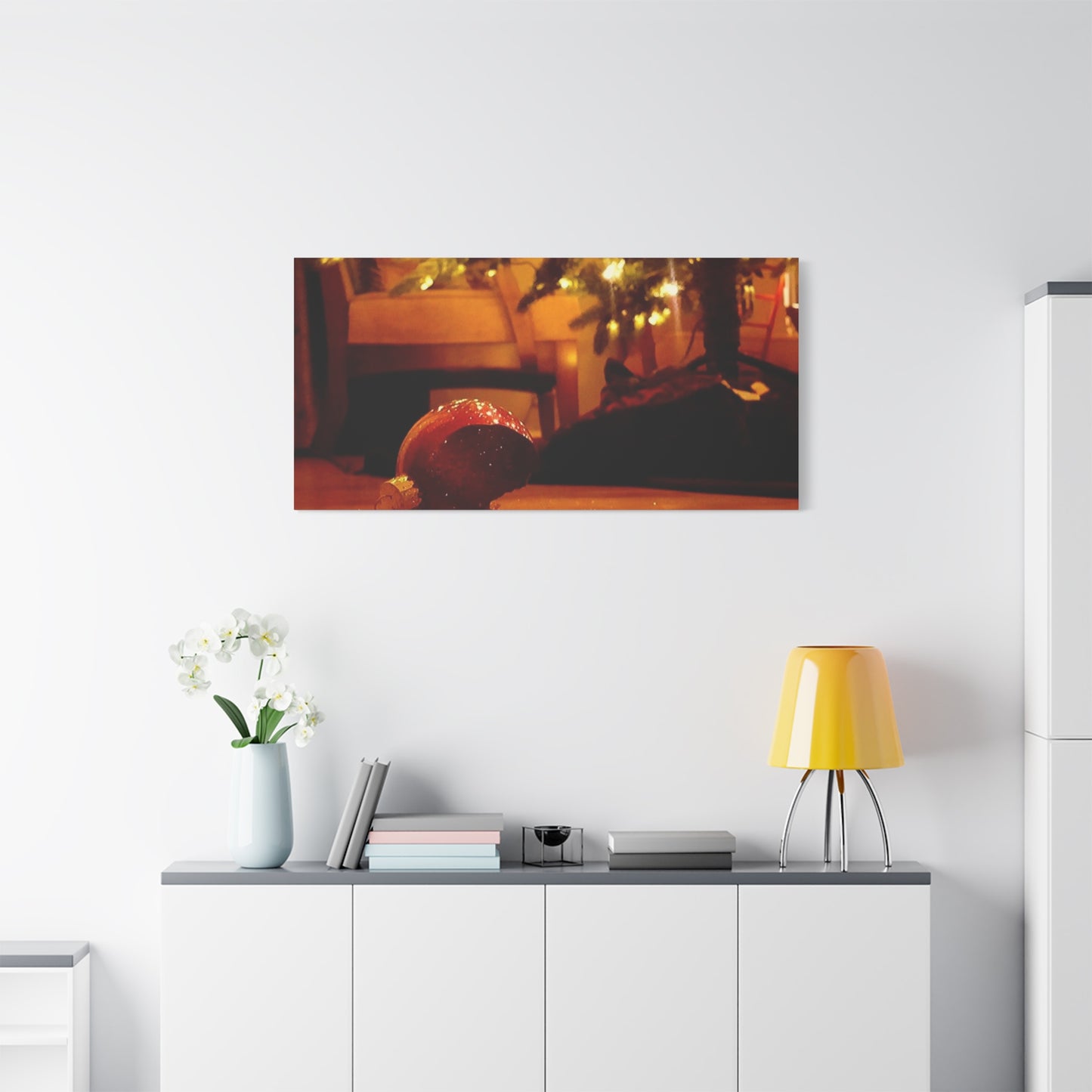 Christmas Tree Ornament Photo Canvas – Cozy Holiday Still Life Wall Art