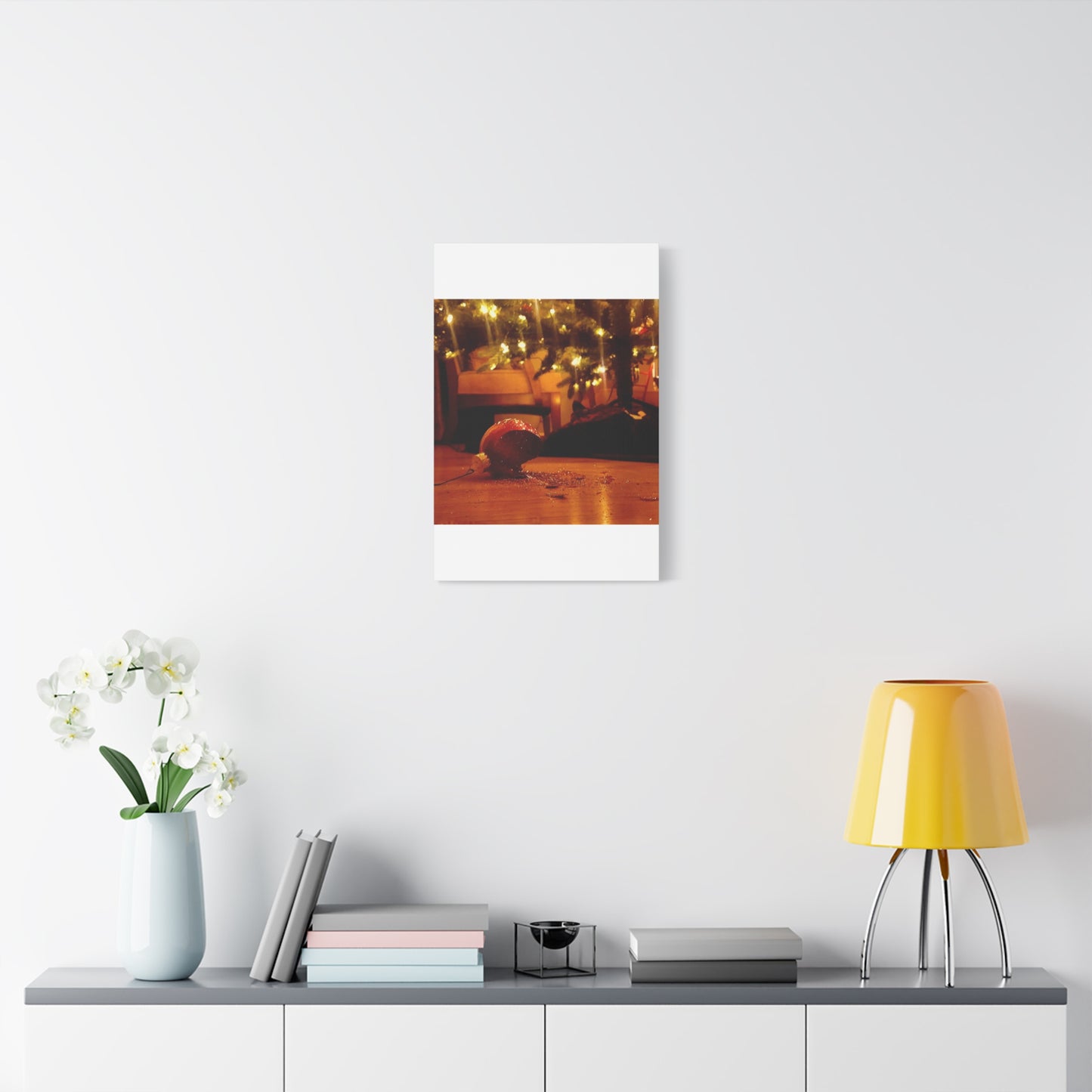 Christmas Tree Ornament Photo Canvas – Cozy Holiday Still Life Wall Art
