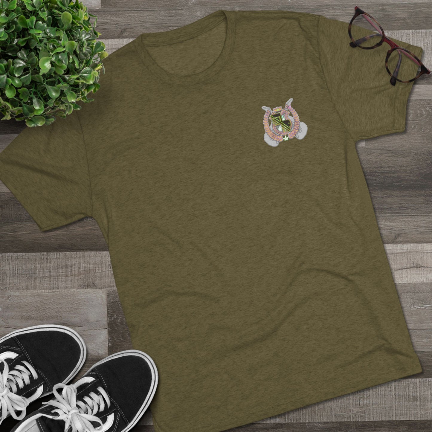 Heraldic Crest T‑Shirt — Vintage Shield Emblem Tee