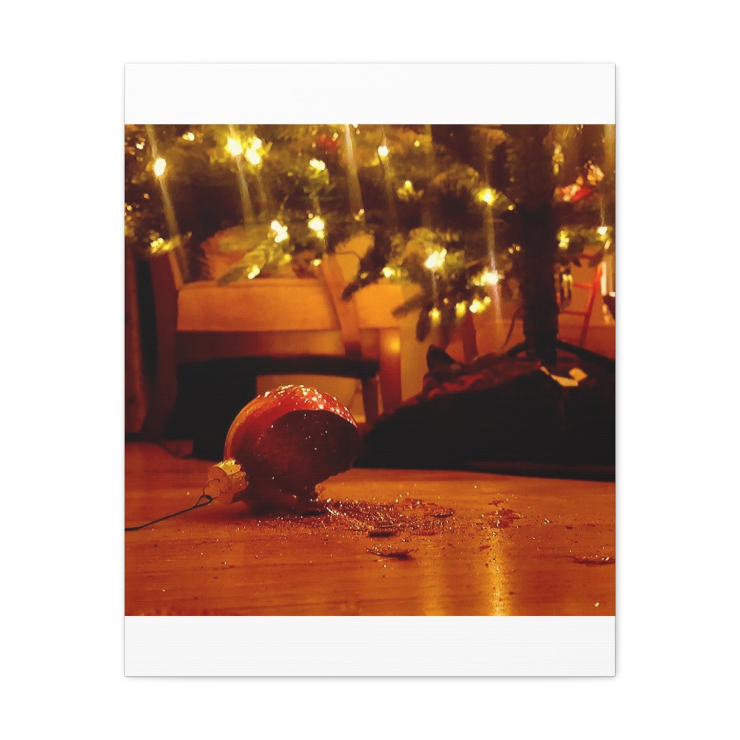 Christmas Tree Ornament Photo Canvas – Cozy Holiday Still Life Wall Art