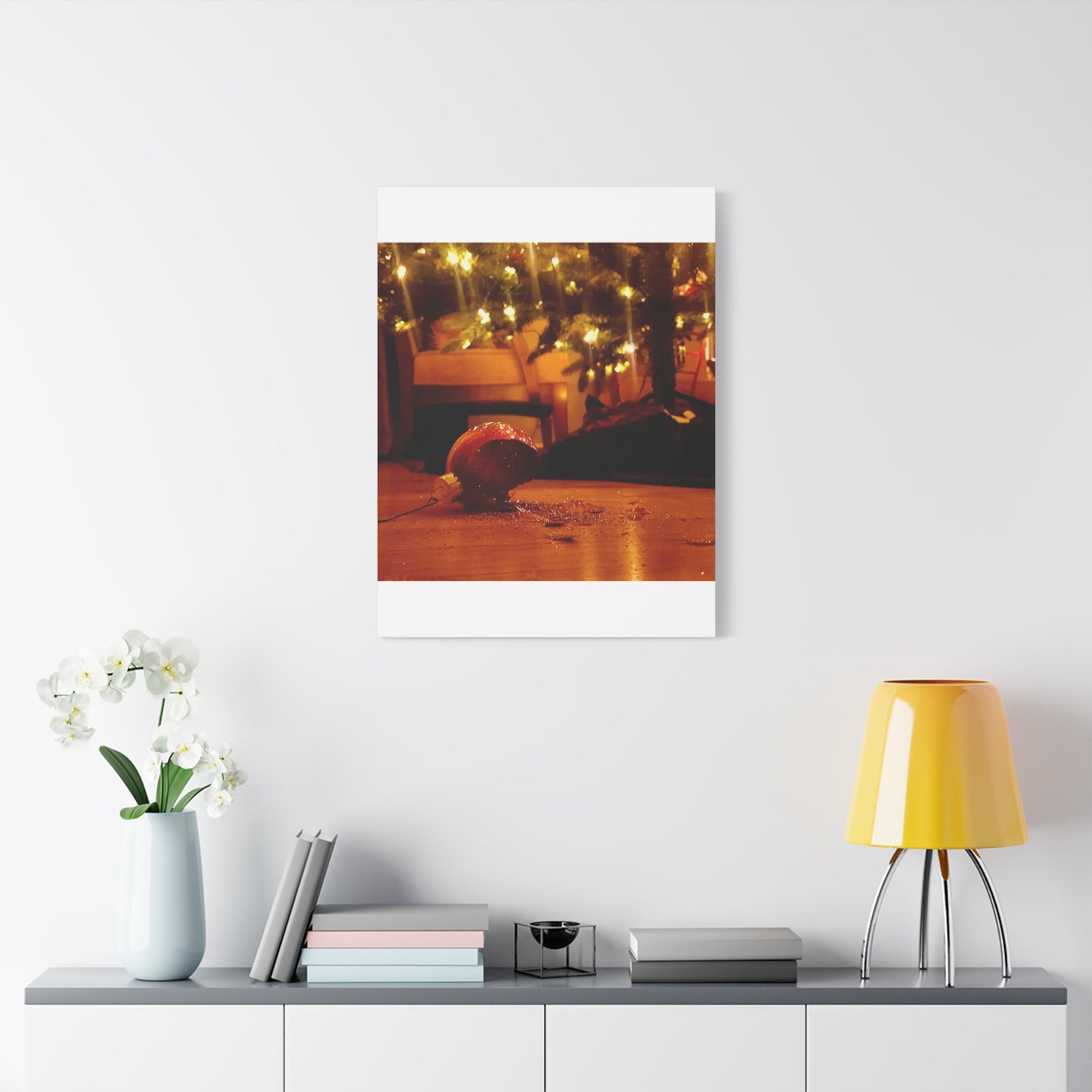 Christmas Tree Ornament Photo Canvas – Cozy Holiday Still Life Wall Art