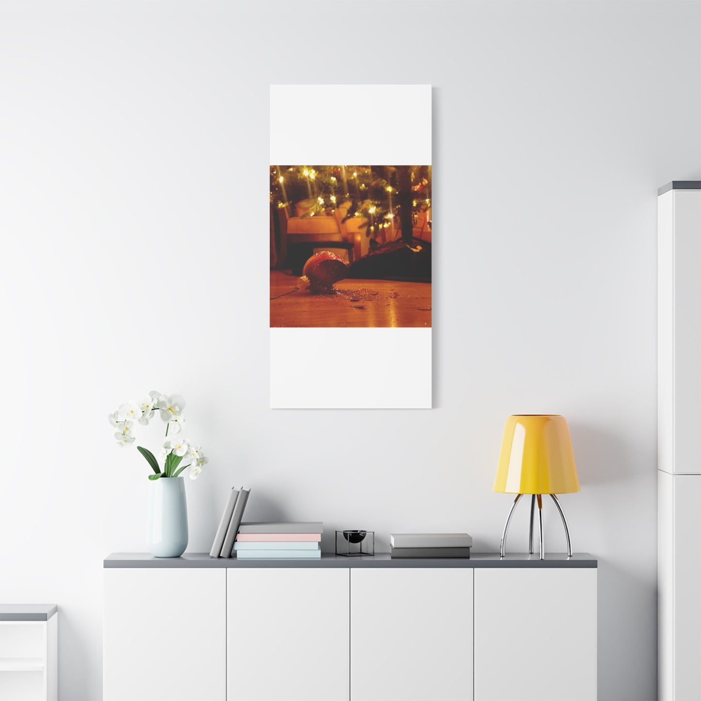 Christmas Tree Ornament Photo Canvas – Cozy Holiday Still Life Wall Art