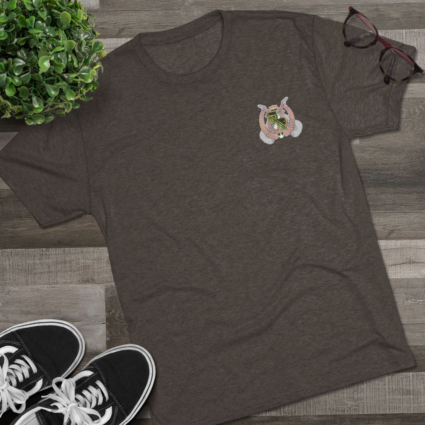 Heraldic Crest T‑Shirt — Vintage Shield Emblem Tee